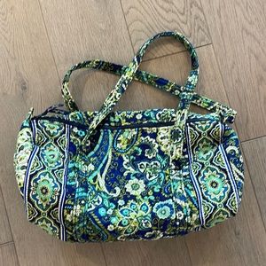 Vera Bradley small duffle with side pocket